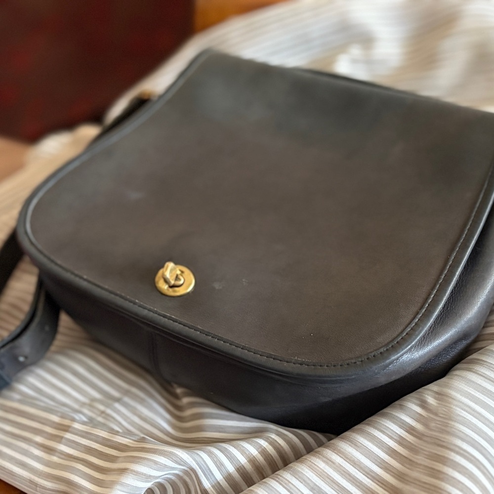 Vintage Coach City Purse